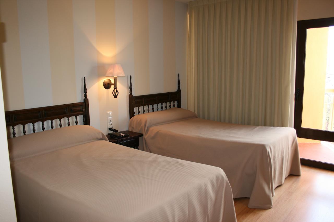 Hotel カリニェナ 部屋 写真